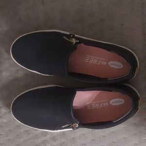 8.5 leather Dr scholls
